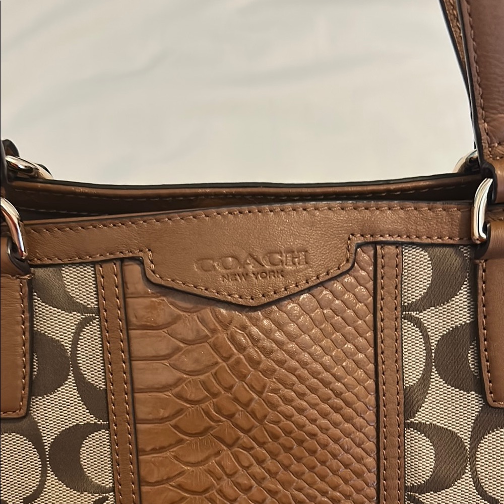 NWOT Vintage Coach Brown Jacquard Shoulder Bag with Signature Monogram - Picture 2 of 7